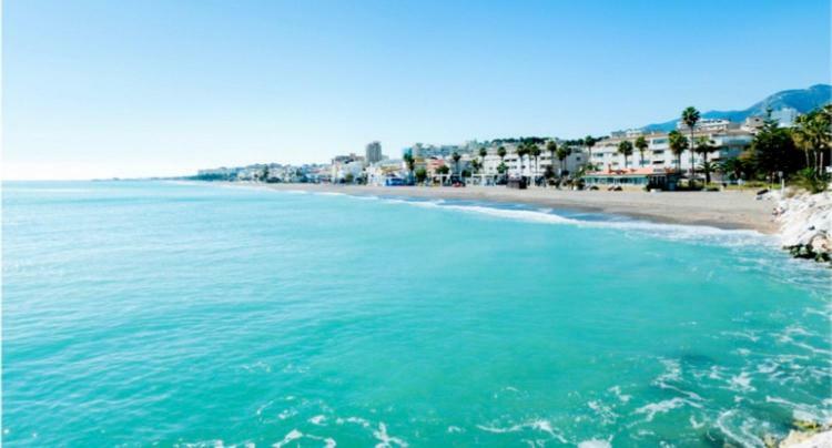 Torre De La Roca Industrial69 Appartement Torremolinos Buitenkant foto