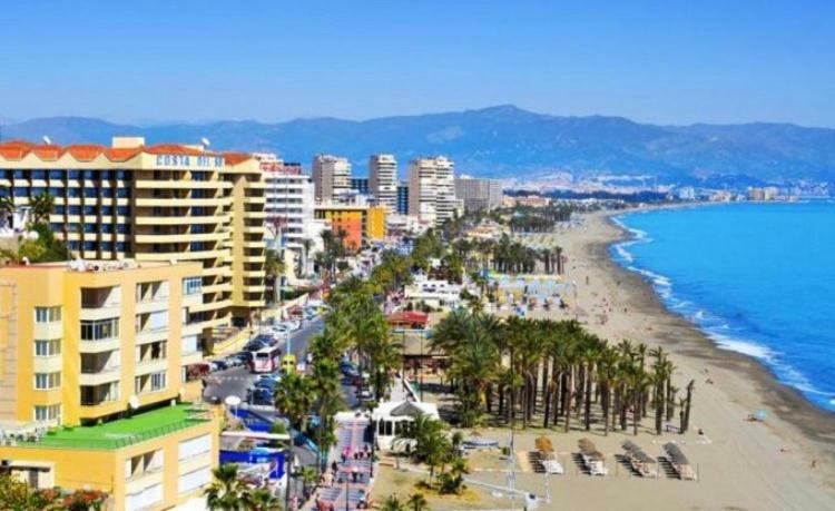 Torre De La Roca Industrial69 Appartement Torremolinos Buitenkant foto