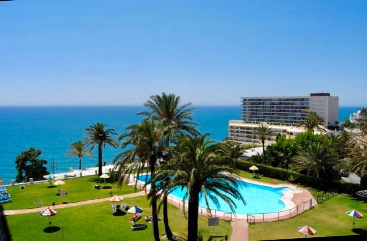 Torre De La Roca Industrial69 Appartement Torremolinos Buitenkant foto
